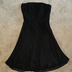 White House Black Market LBD